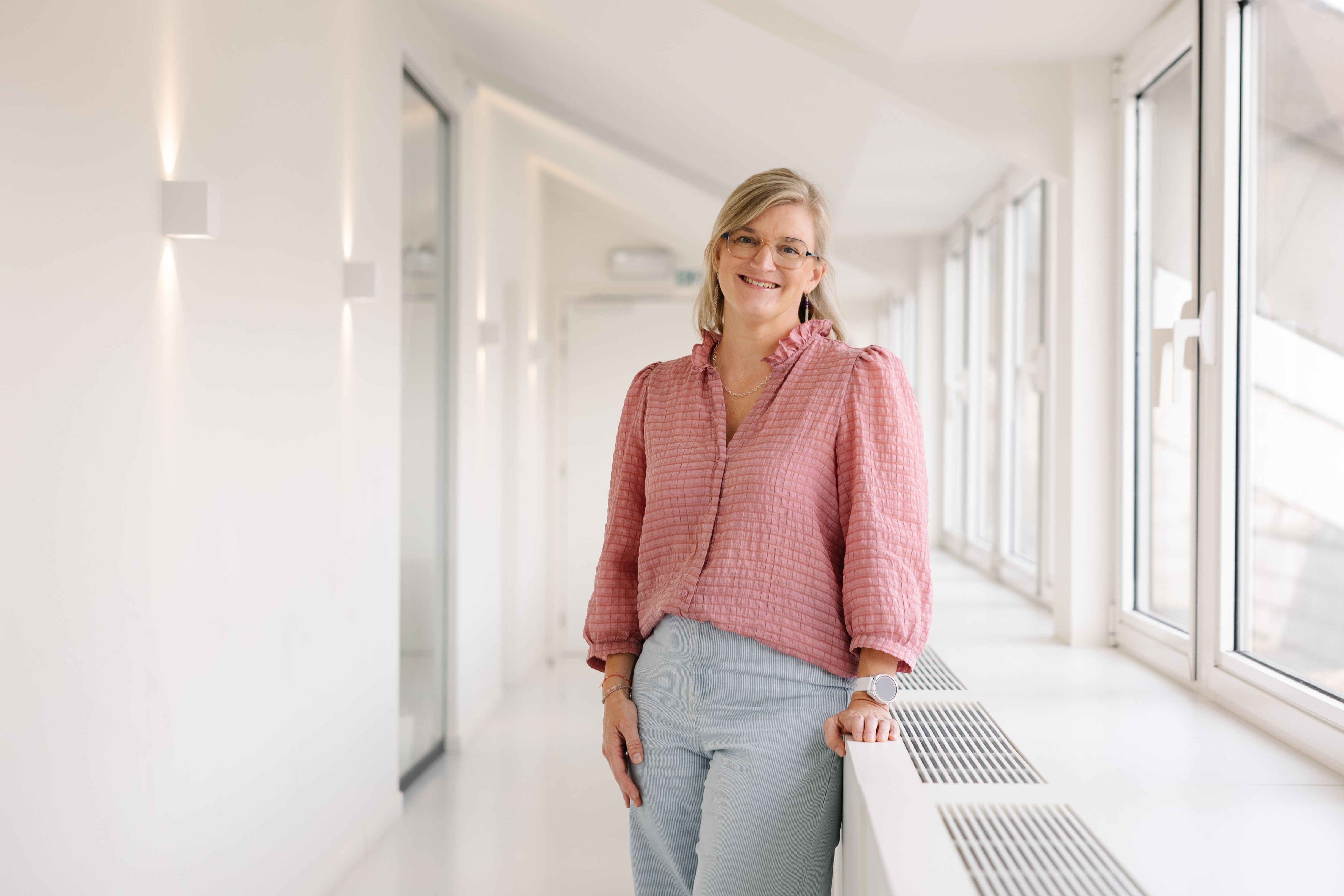 Meike Vetters, kantoorbestuurder van het vastgoedkantoor We Invest Antwerpen Zuidrand