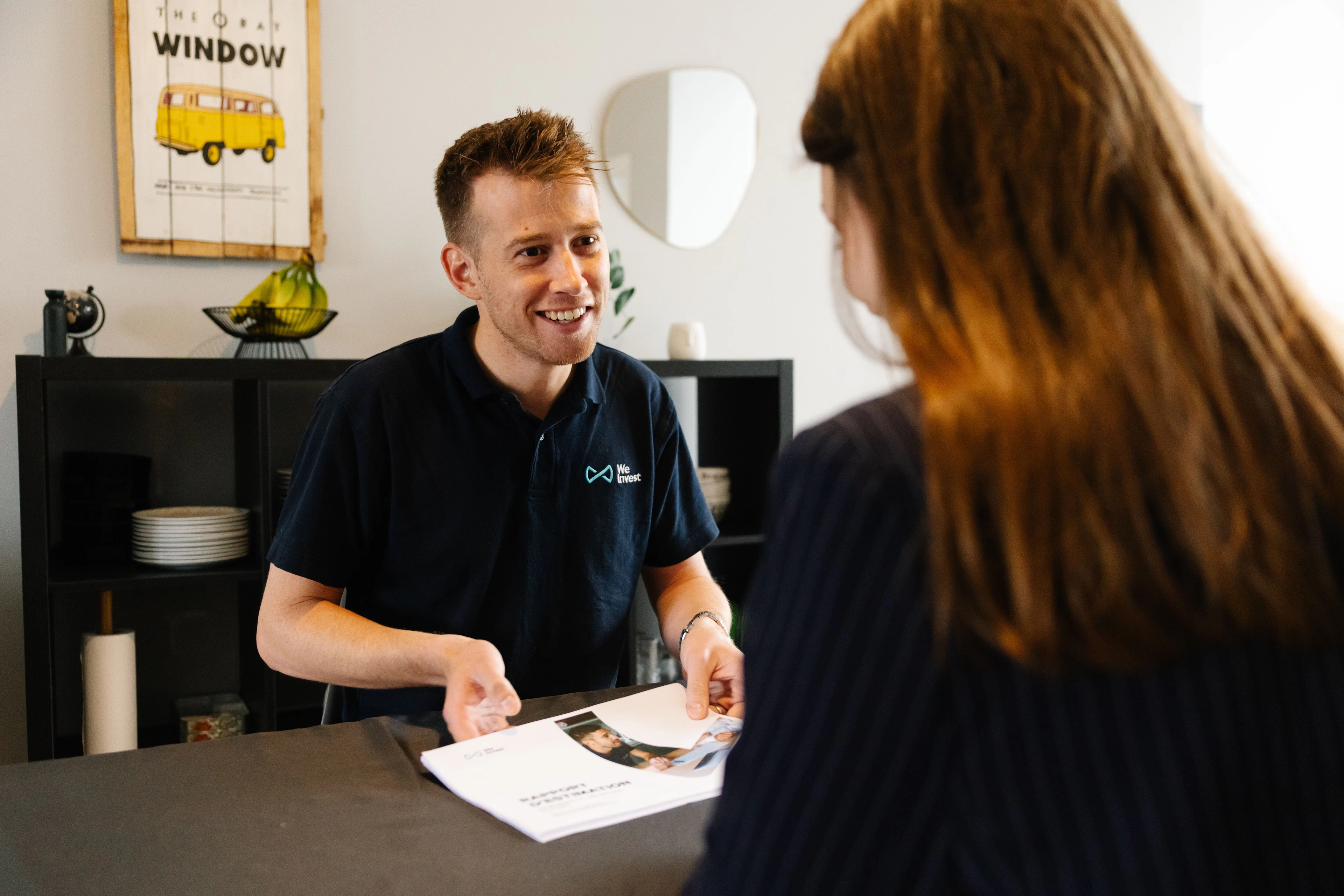 Agent immobilier We Invest accompagnant un acheteur pour l'achat d'une maison en Haute Senne